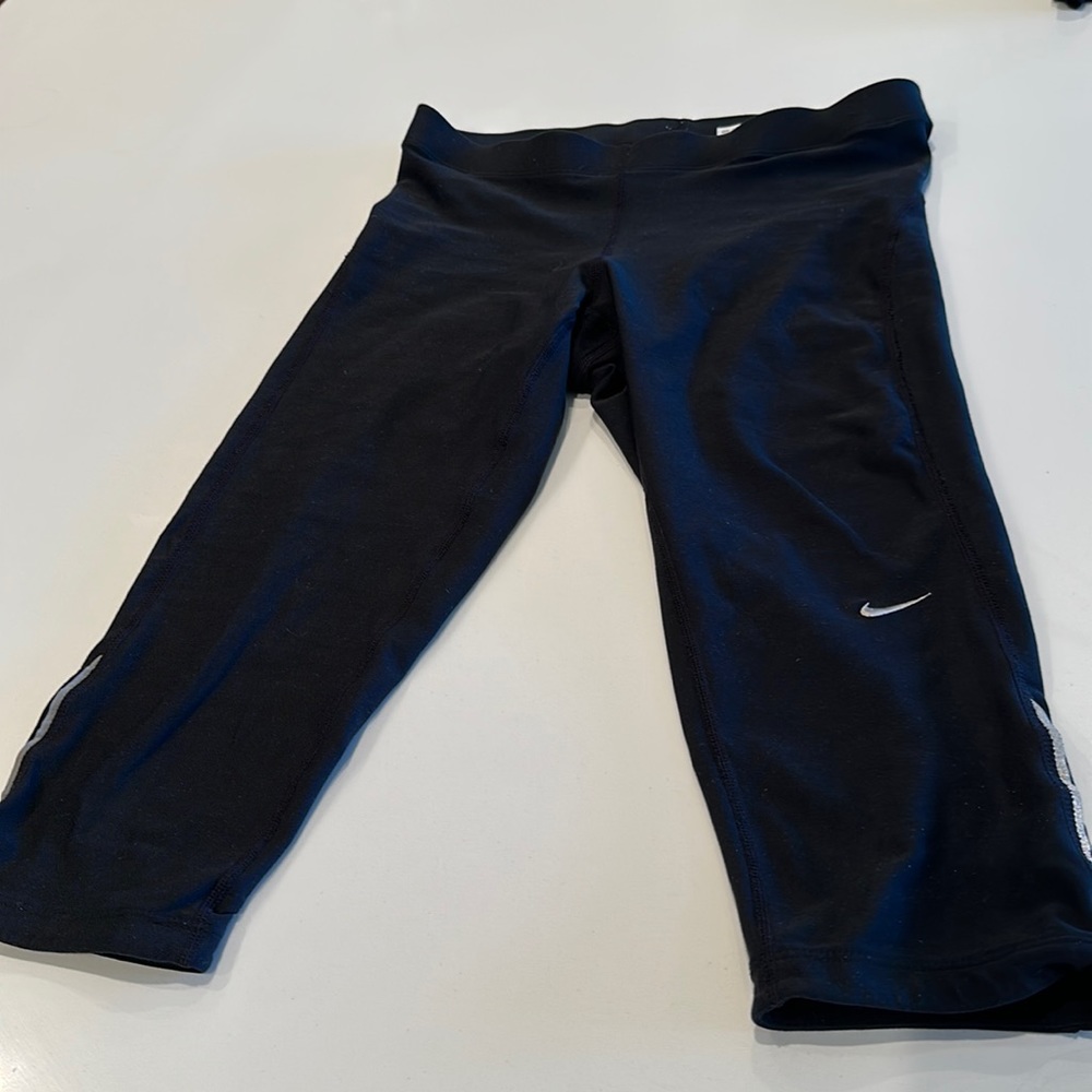 Nike Dri Fit capri leggings